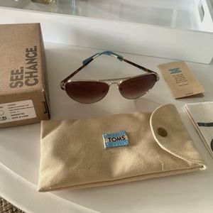 TOMS Maverick Sunglasses (unisex)